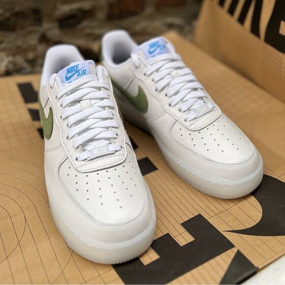 NEW Womens Size 9 Nike Air Force 1 Low Top By You Custom Leather White Sneaker - Picture 3 of 9